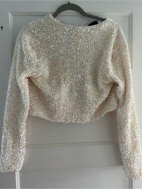 NWT H&M Ivory Sequin Crop Sweater